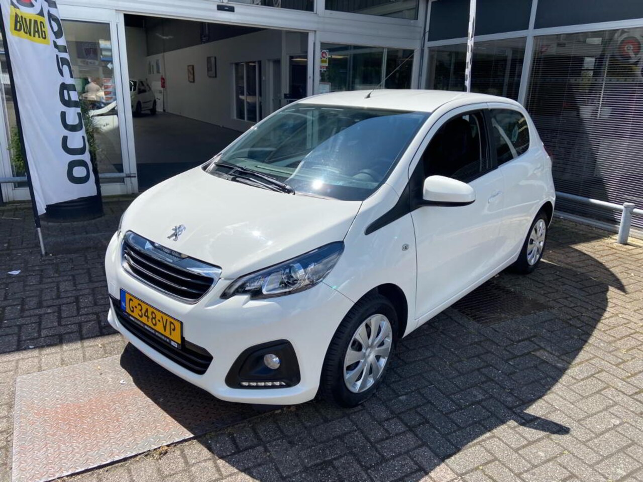 Peugeot 108 - 1.0 e-VTi 72pk 5D Active - AutoWereld.nl