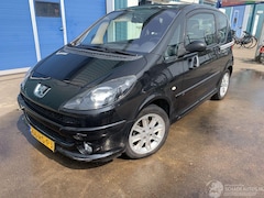 Peugeot 1007 - (KM) Hatchback 3-drs 1.6 GTI, Gentry 16V (TU5JP4(NFU))