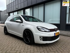 Volkswagen Golf - 2.0 GTI