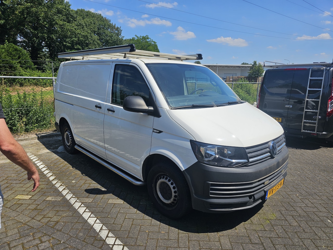 Volkswagen Transporter - 2.0 TDI L1H1 2.0 TDI L1H1 - AutoWereld.nl