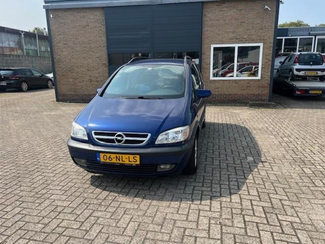 Opel Zafira - 2.2-16V Elegance//Automaat - AutoWereld.nl