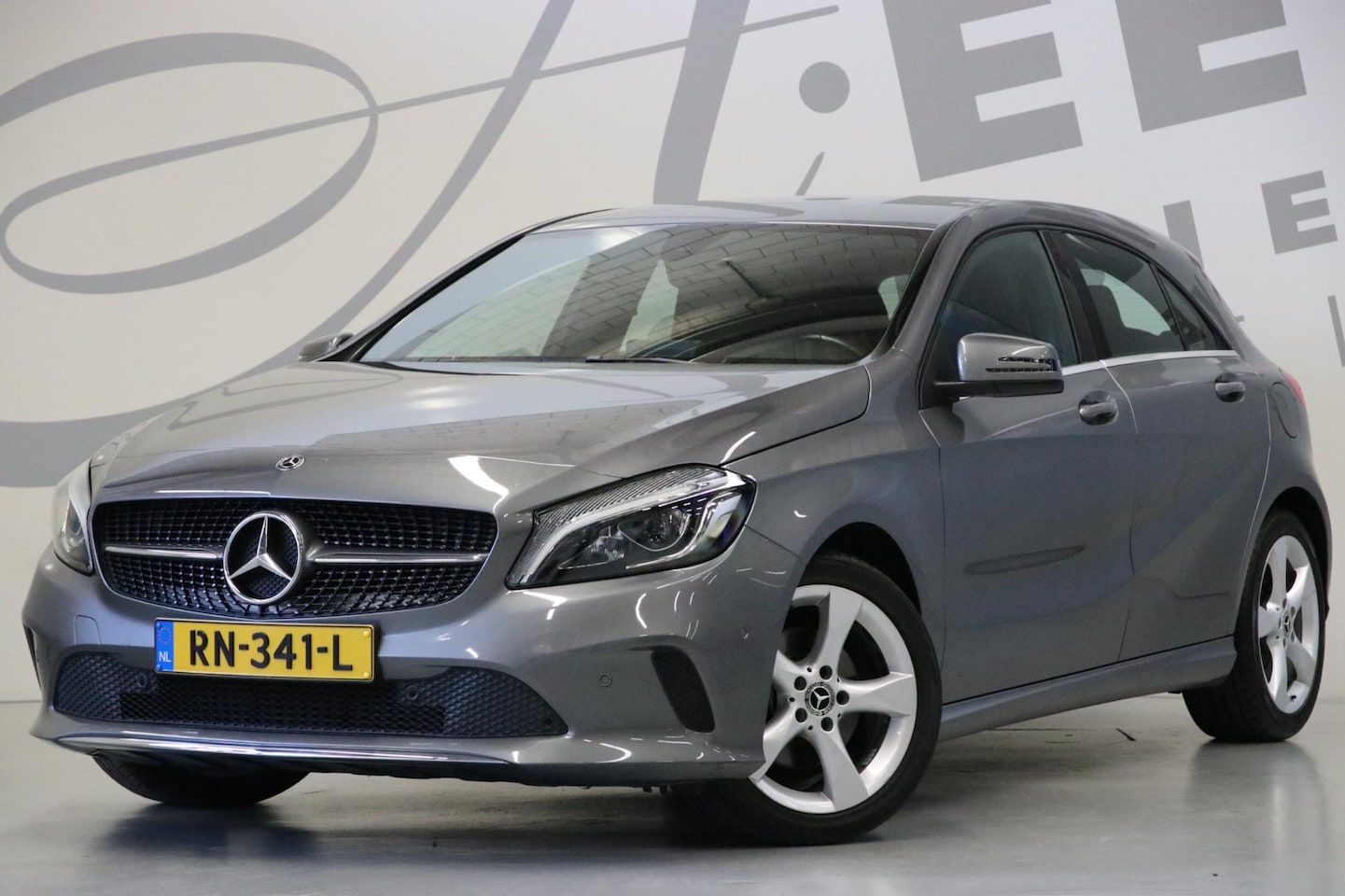 Mercedes-Benz A-klasse - 160 Ambition/ Origineel NL/ NAP/ Led-koplampen/ Cruise control - AutoWereld.nl