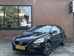 Volvo V40 - 2.0 T3 Dynamic Edition