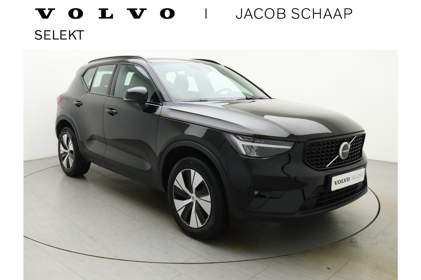 Volvo XC40 - T5 Recharge Plus Dark | El verstelbare voorstoelen | Keyless | Parkeer camera - AutoWereld.nl