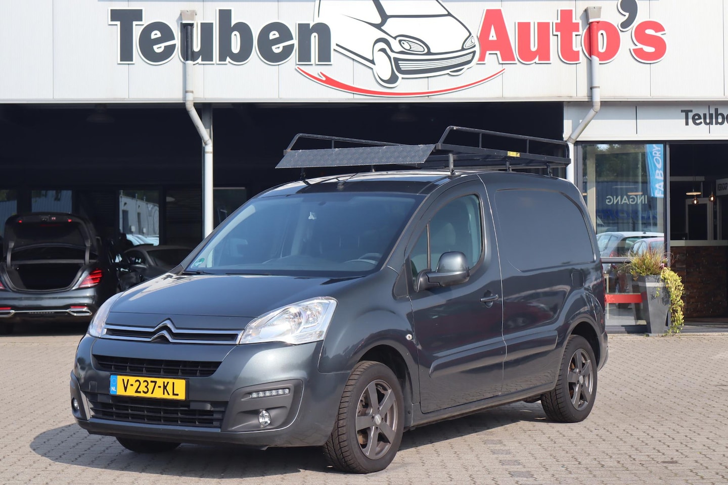 Citroën Berlingo - 1.6 BlueHDI 100 Club Economy S&S Airco, Cruise control, Imperiaal, Rechter zijdeur, Elektr - AutoWereld.nl