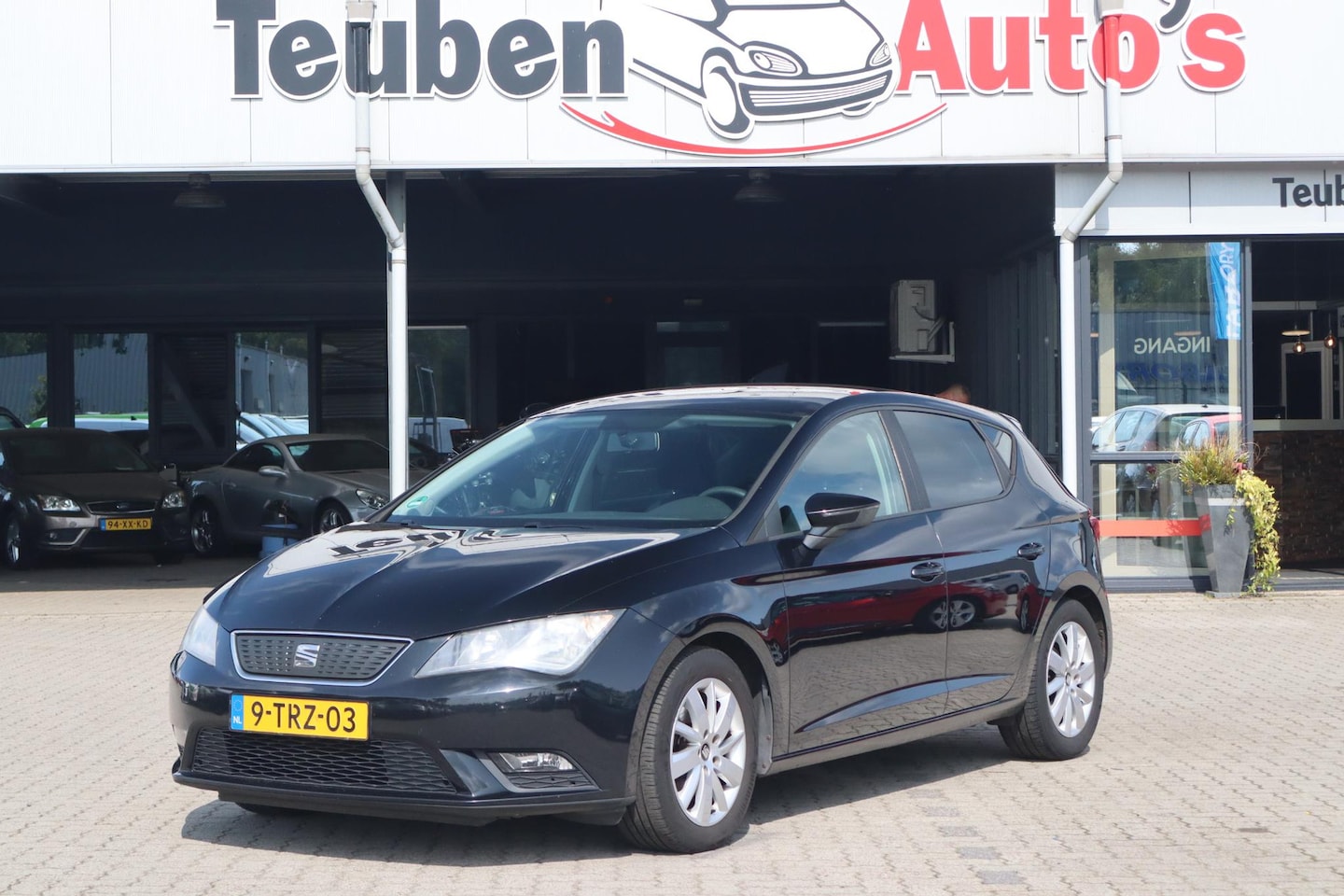 Seat Leon - 1.6 TDI Limited Edition I Excl. €5.695,- BTW Auto, Airco, Cruise control, Navigatie, Trekh - AutoWereld.nl