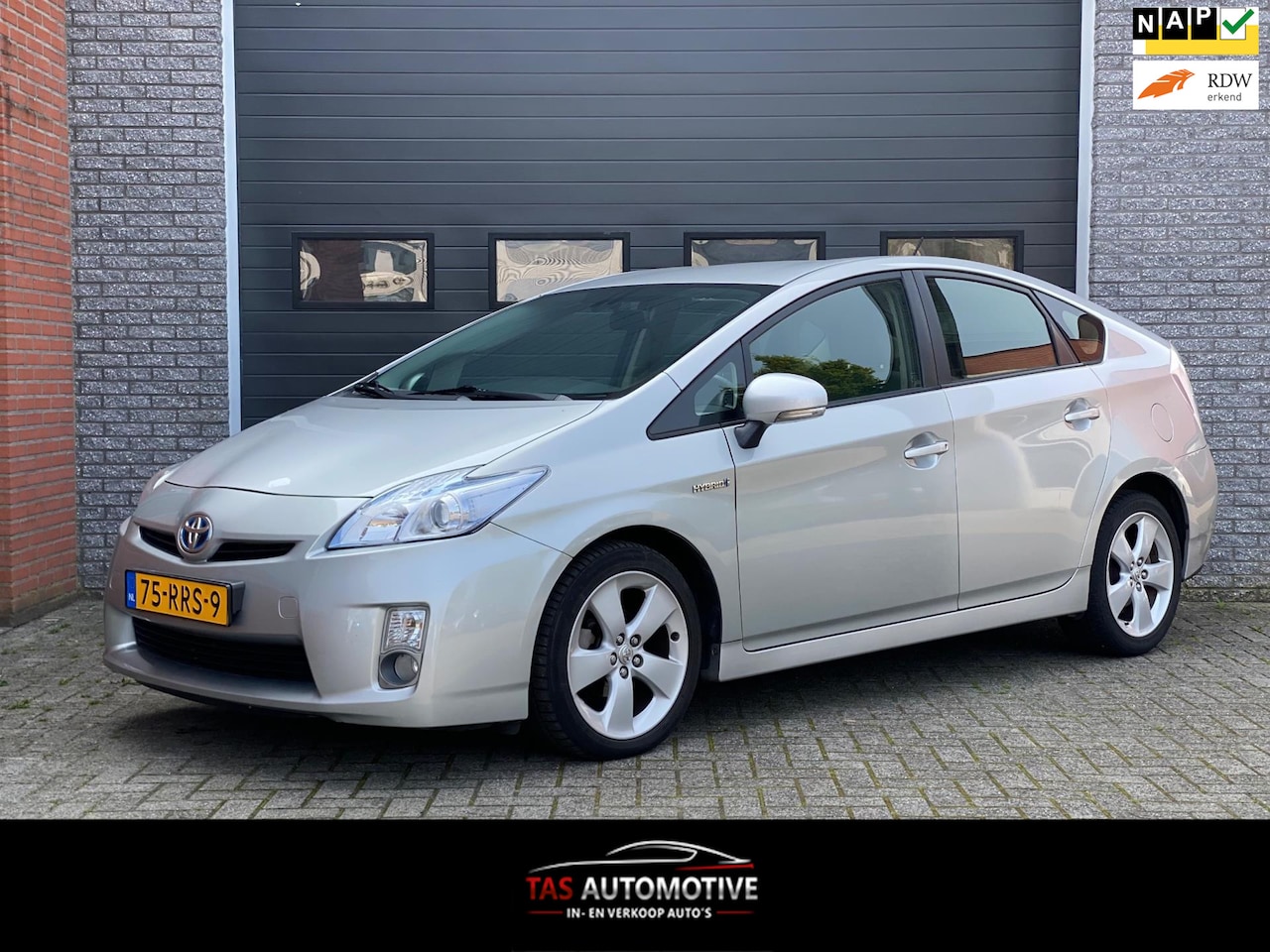 Toyota Prius - 1.8 Comfort AUTOMAAT / CLIMA / NAVI / CRUISE - AutoWereld.nl