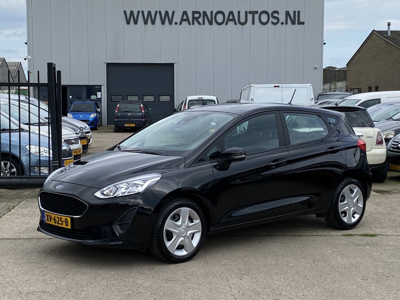 Ford Fiesta - 1.1 Trend 1.1 Trend 5-DEURS, NW MODEL 2019, AIRCO, CRUISE CONTROL, PARKEERSENSOREN, GROOT NAVIGATIE, - AutoWereld.nl