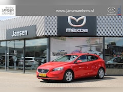 Volvo V40 - 1.6 T3 150PK Kinetic , Trekhaak, Navi, Bluetooth, Clima, Cruise, PDC, LMV 16 Inch