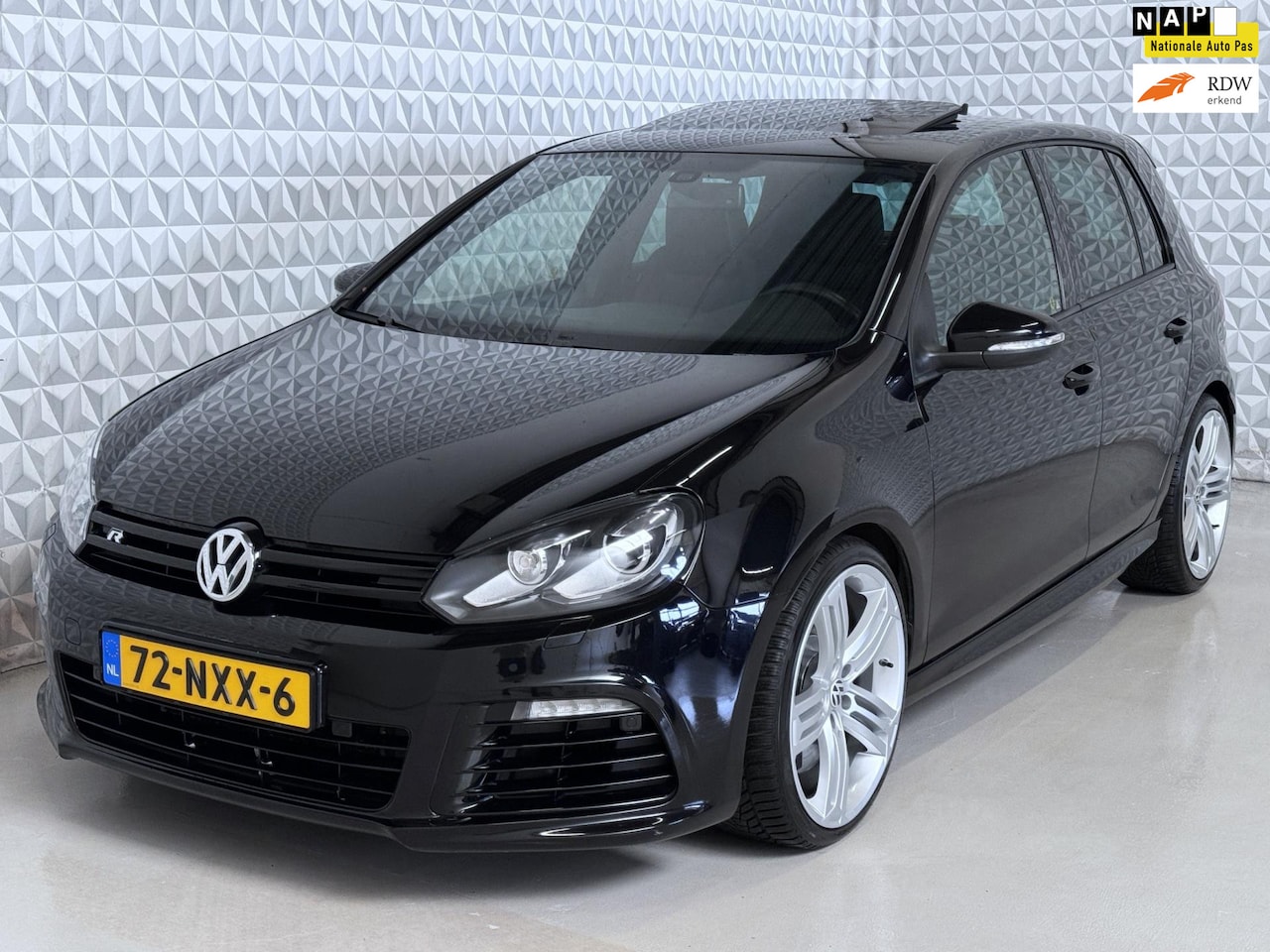 Volkswagen Golf - 2.0 R 4-Motion 2e eigenaar NL-AUTO (2011) - AutoWereld.nl