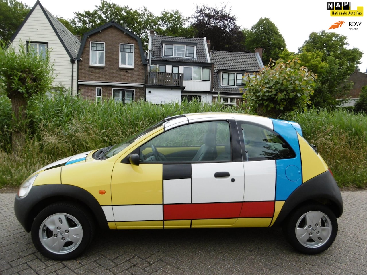 Ford Ka - 1.3 d'Eco MONDRIAAN UNIQUE ORIGINAL ART OBJECT - AutoWereld.nl