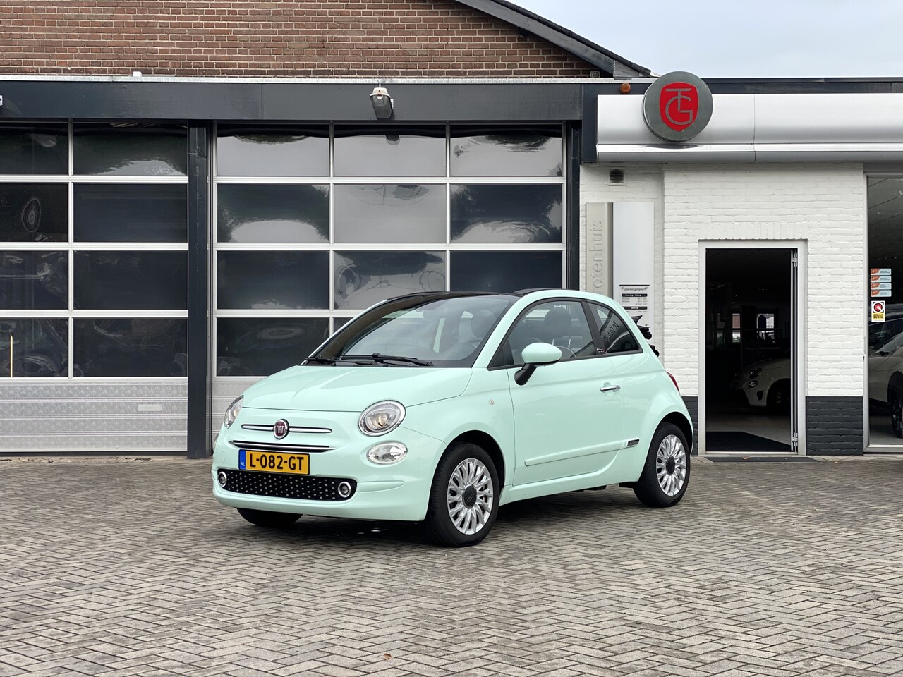 Fiat 500 C - Cabrio Lounge Star 1.0 Hybrid - AutoWereld.nl