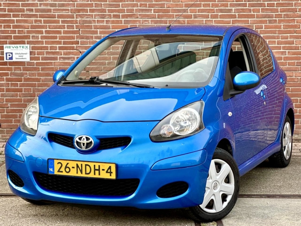 Toyota Aygo - 1.0-12V Access 1.0-12V Access - AutoWereld.nl