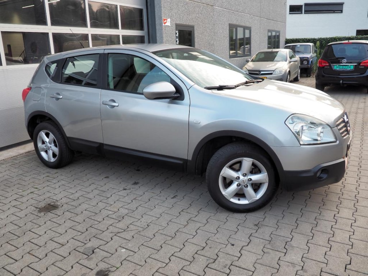 Nissan Qashqai - 1.6 Acenta CLIMA CRUISE PARKEER S. TREKHAAK. - AutoWereld.nl