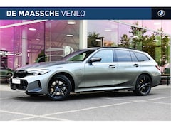 BMW 3-serie Touring - 320e M Sport Automaat / Panoramadak / Trekhaak / Sportstoelen / Active Cruise Control / Wi