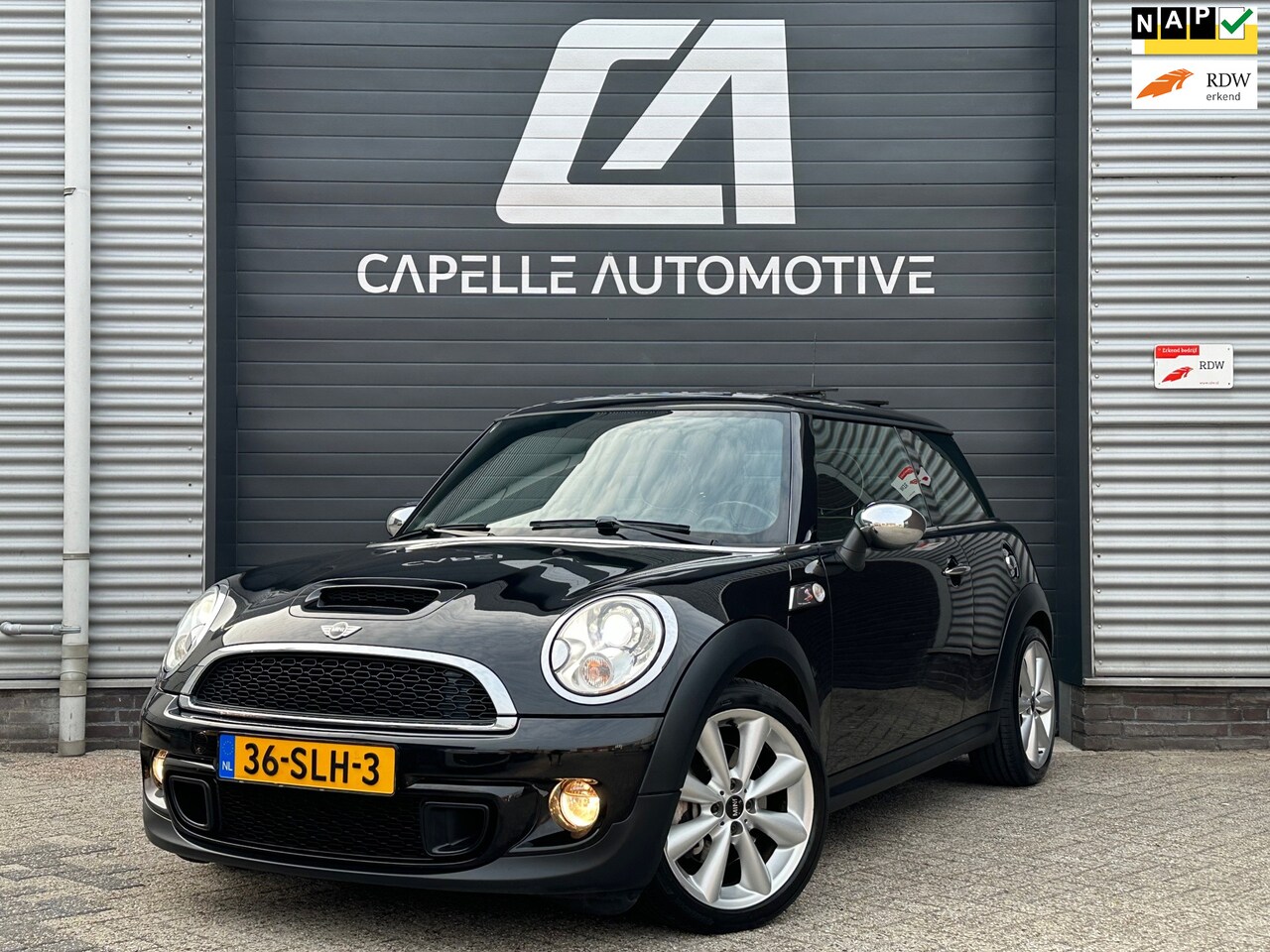 MINI Cooper S - Mini 1.6 10 Years II|Pano|H&K Audio|SfeerV|led| - AutoWereld.nl