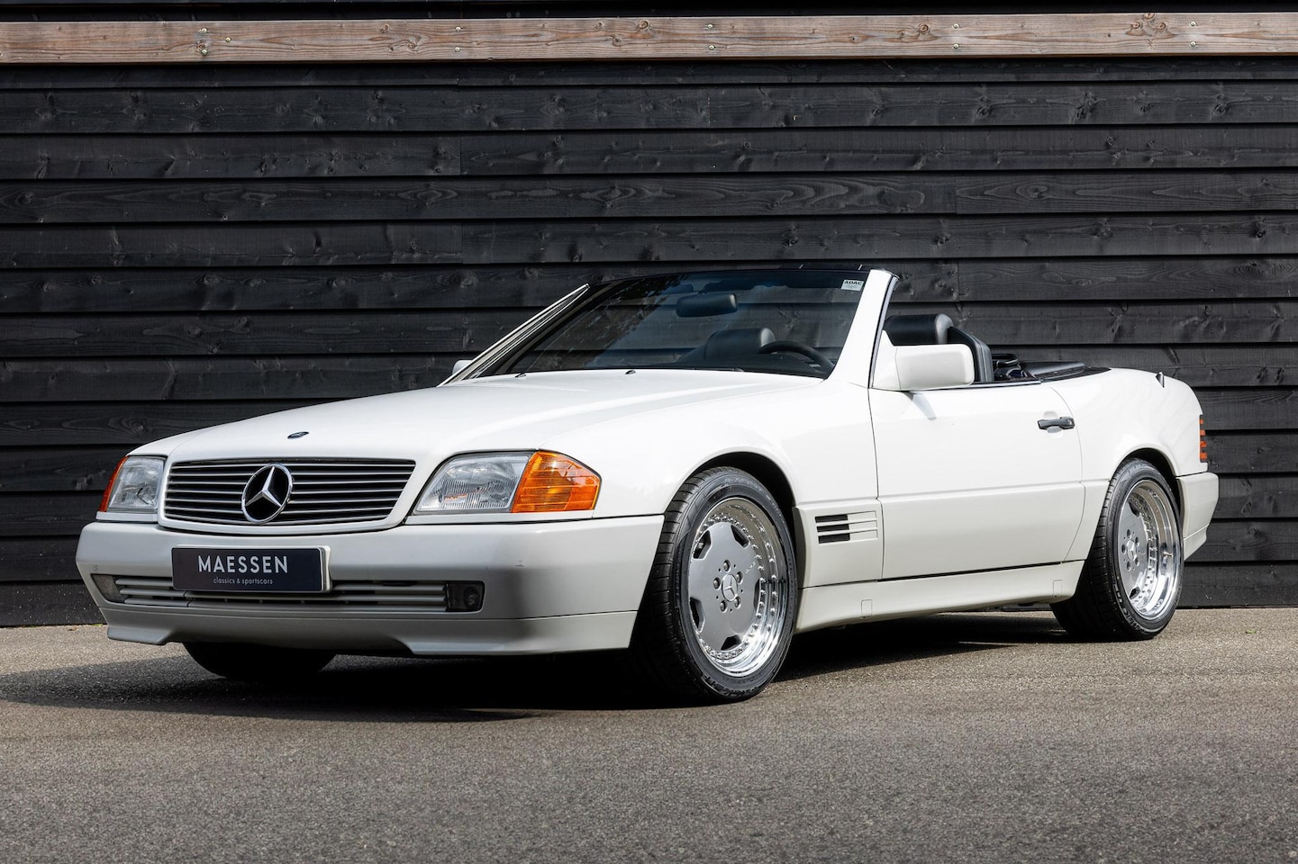 Mercedes-Benz SL-klasse Cabrio - 60 AMG - 1ste lak - Duits geleverd - AutoWereld.nl