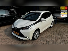 Toyota Aygo - 1.0 VVT-i x