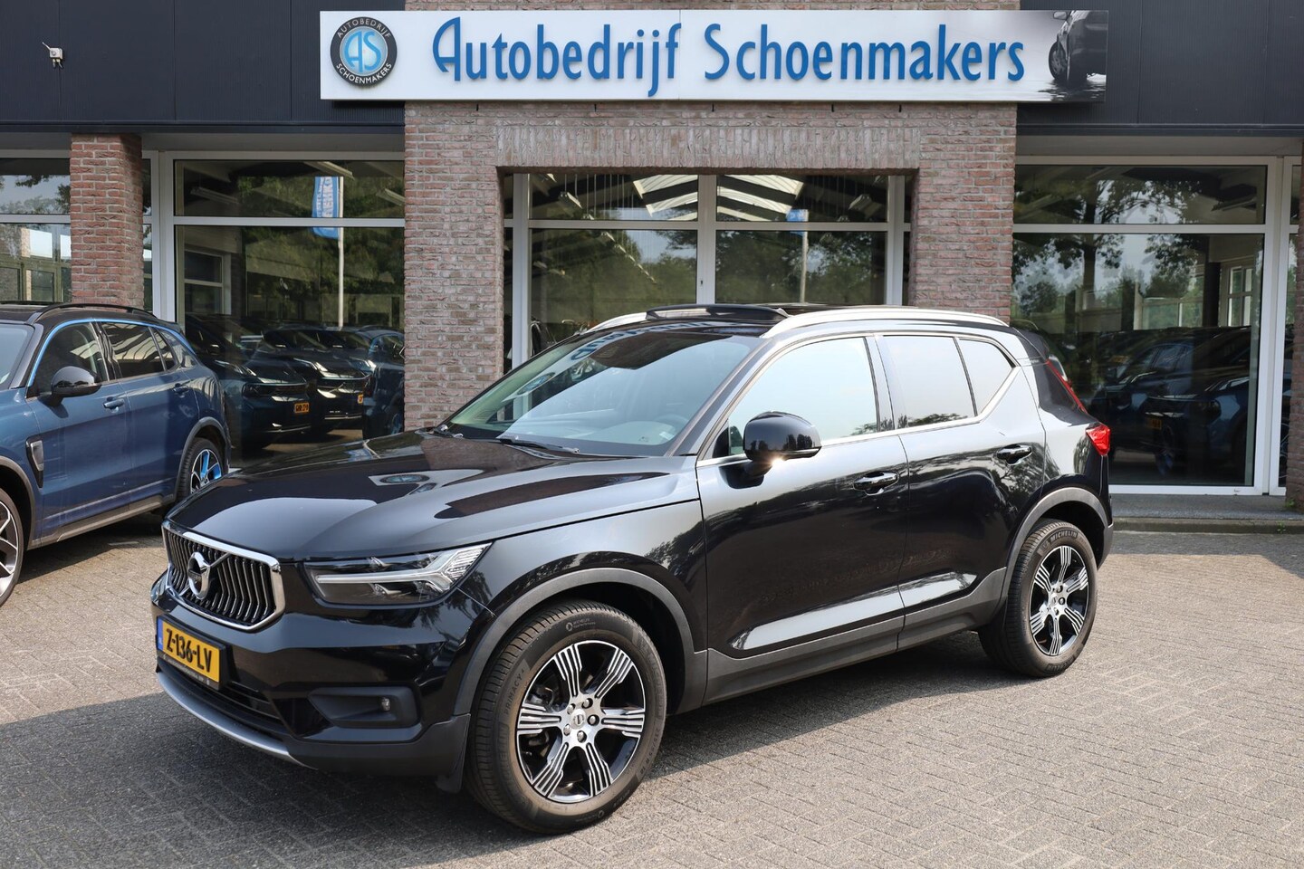 Volvo XC40 - 1.5 T3 Inscription PANO 360-CAMERA LEER HARMAN/KARDON 18"LMV 2xPDC NAVI DODEHOEK ENZ! - AutoWereld.nl