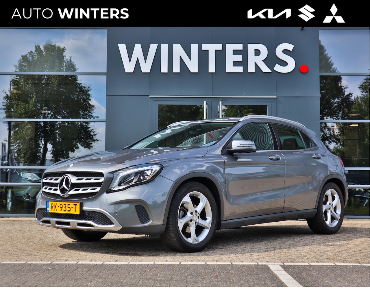 Mercedes-Benz GLA-Klasse - 180 Business Solution AMG Navi+BT+Camera Cr.Control LED Airco PDC V+A 81000km! - AutoWereld.nl