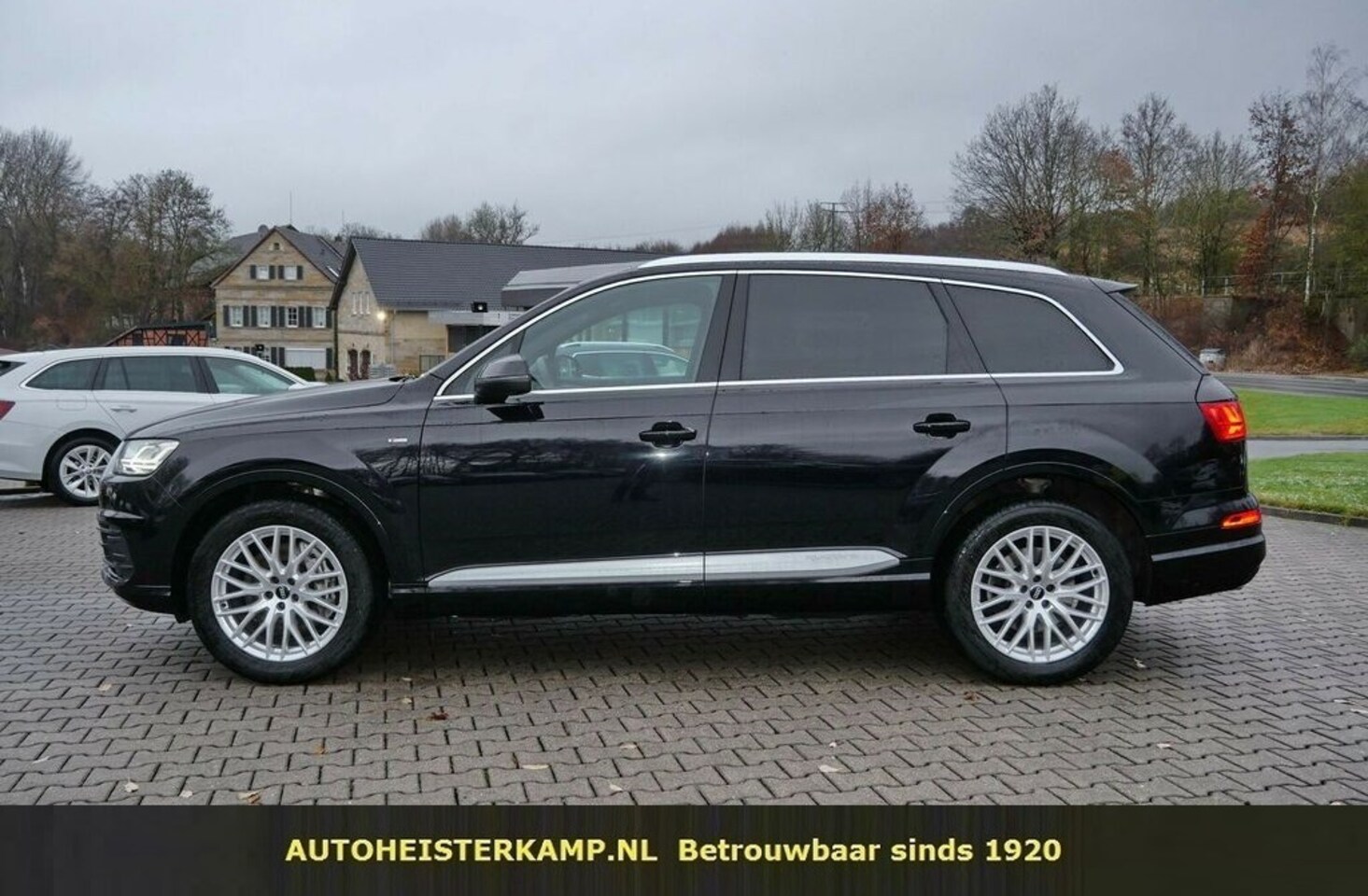 Audi Q7 - 45 TDI quattro Grijs Kenteken ACC Trekhaak Panoramadak - AutoWereld.nl