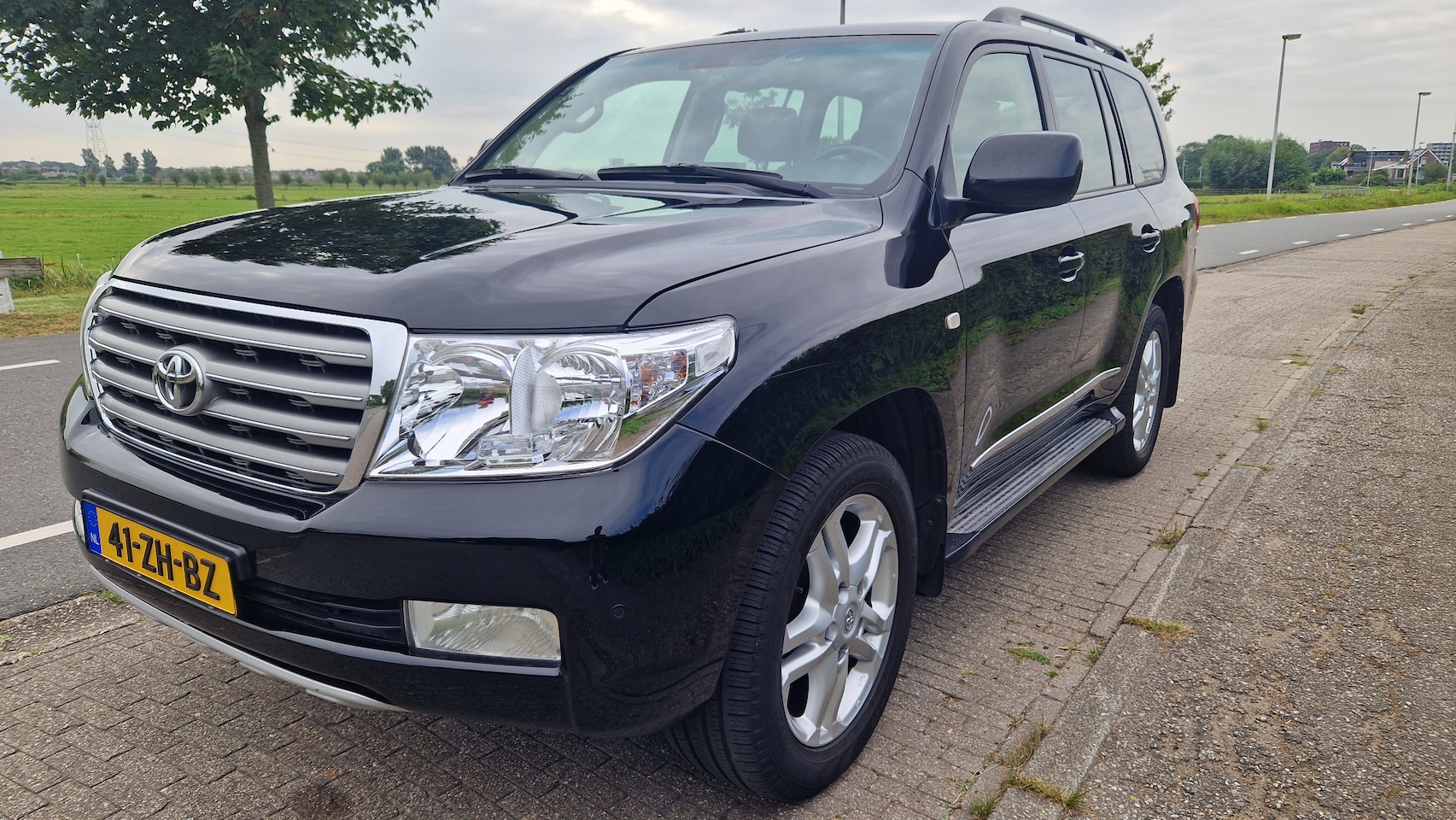 Toyota Land Cruiser V8 - 4.5 D-4D Executive 5p. - AutoWereld.nl