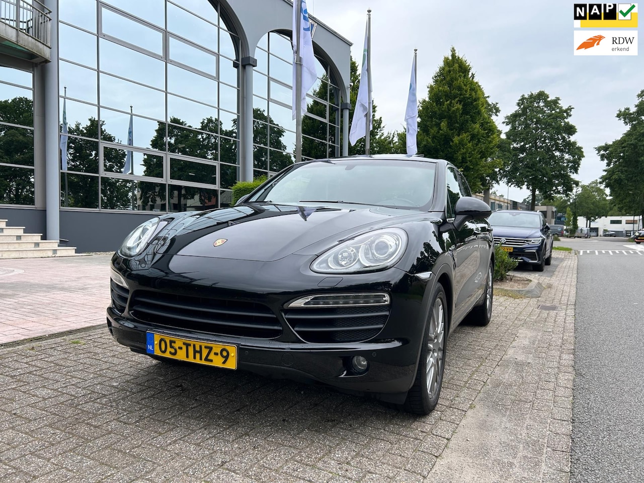 Porsche Cayenne - 4.8 S aut leer schuifd navi zeer mooi - AutoWereld.nl