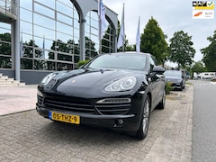 Porsche Cayenne - 4.8 S aut leer schuifd navi zeer mooi