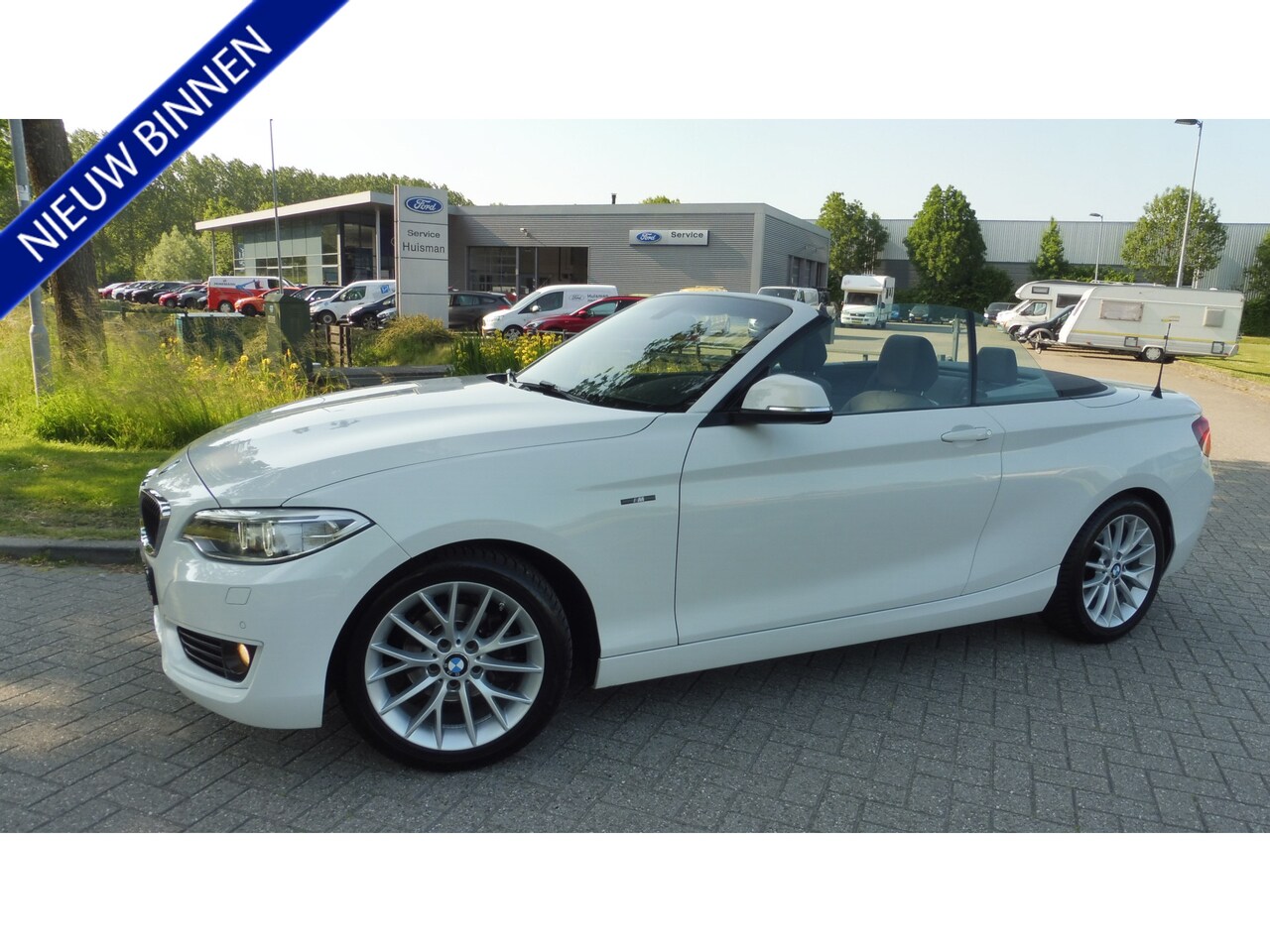 BMW 2-serie Cabrio - 218i M Sport Navi Pdc Airco Stoelverw Xenon Windscherm Trekhaak - AutoWereld.nl