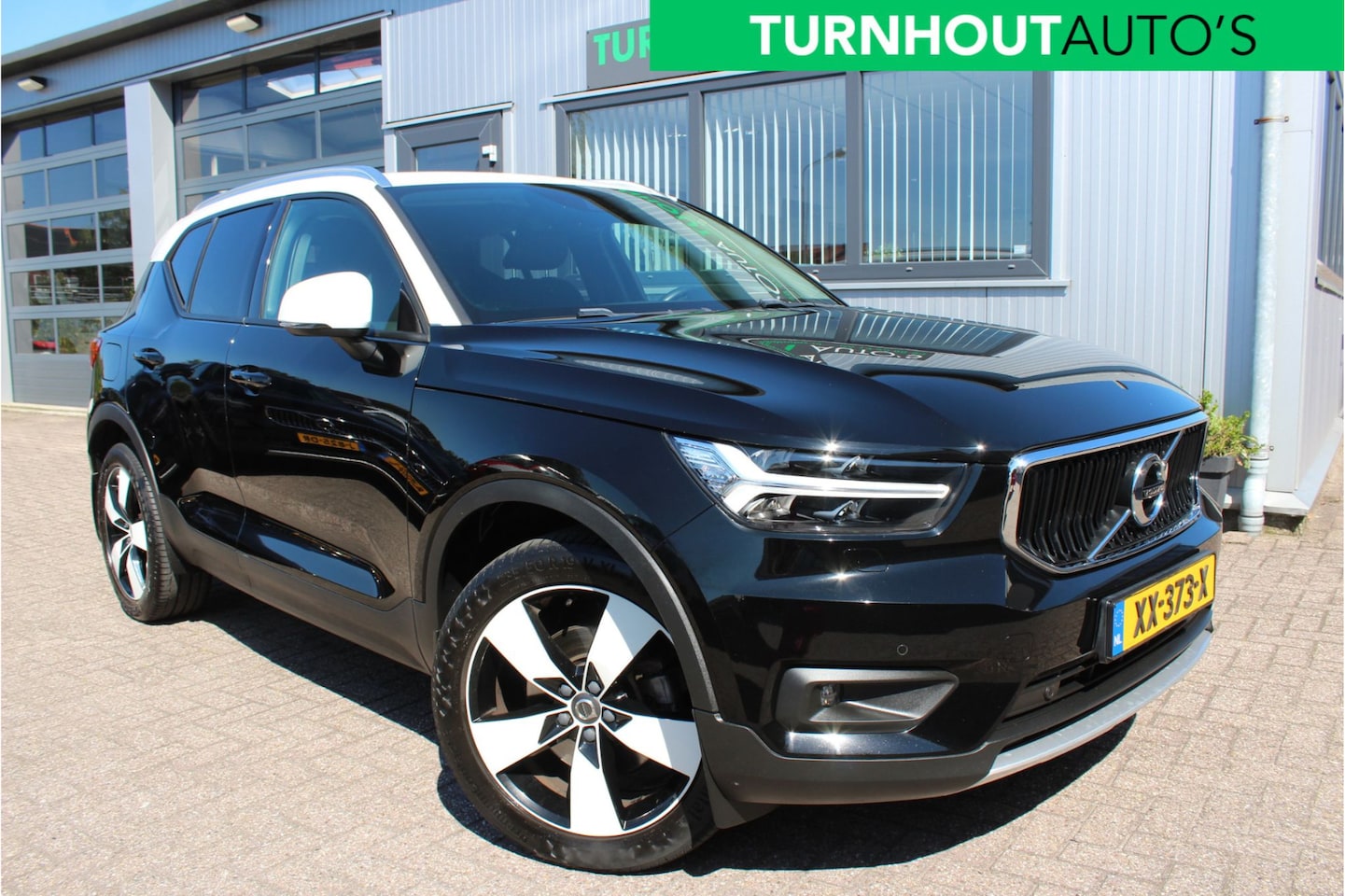 Volvo XC40 - 2.0 T4 Camera | Scandinavian Line | Connectivity line - AutoWereld.nl