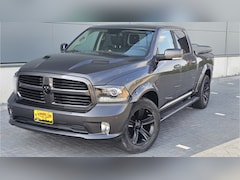 Dodge Ram 1500 - SPORT 4X4 CREW CAB. 5, 7LTR V8 AUT. BLACK EDITION LAGE CATALOGUS WAARDE