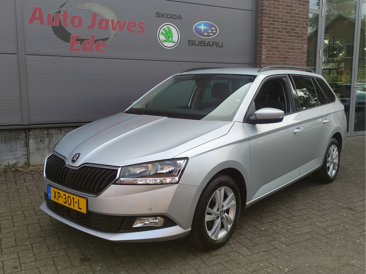 Skoda Fabia Combi - 1.0 TSI Style Climatronic - P.sensoren V+A - Navigatie - LMV - AutoWereld.nl