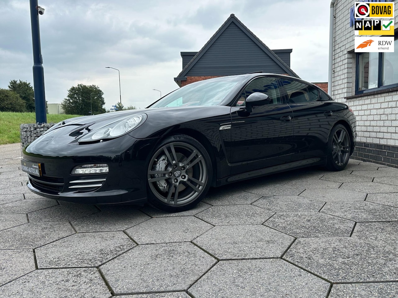 Porsche Panamera - 4.8 4S|V8|Schuifdak|StoelV|Nieuwstaat|400PK|AUT7 - AutoWereld.nl