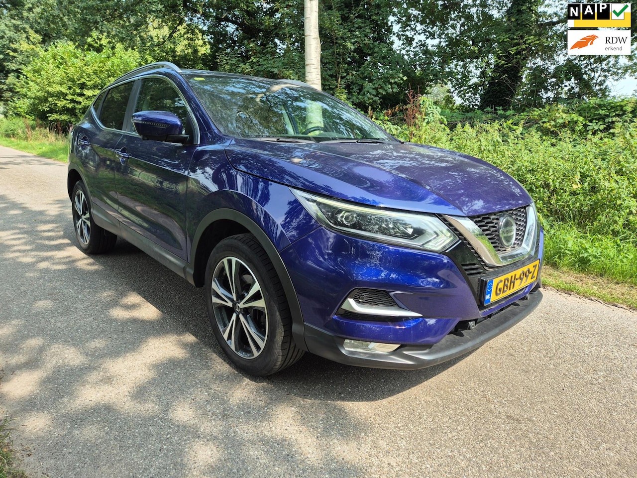 Nissan Qashqai - 1.3 DIG-T N-Connecta Tekna / panoramadak / 360 camera - AutoWereld.nl