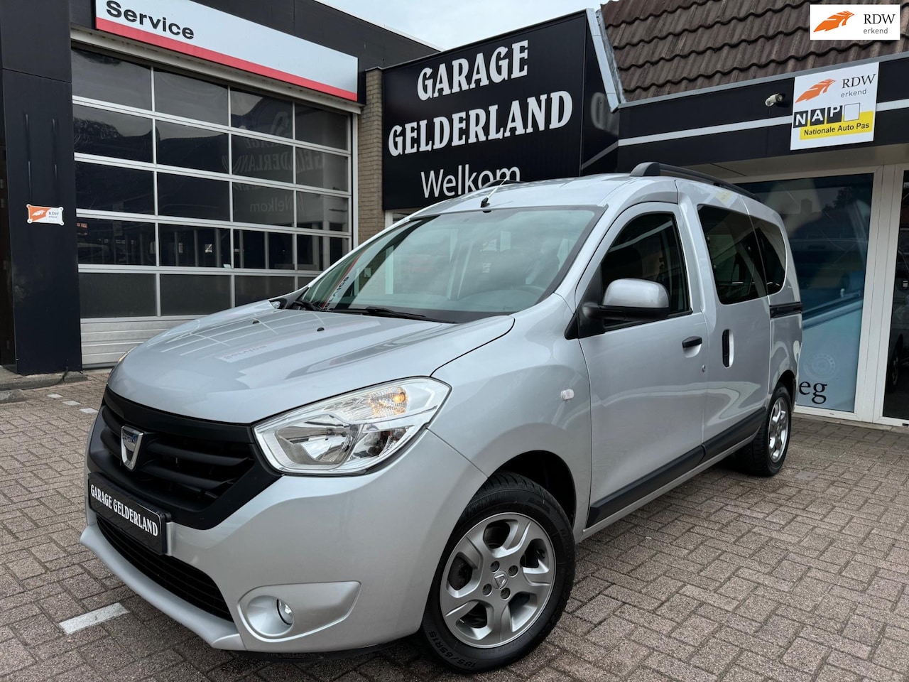 Dacia Dokker - 1.2 TCe | Cruise | Climate | Pdc | Isofix | Flex | Stoelverw. | Vol-optie's! - AutoWereld.nl