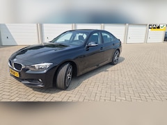 BMW 3-serie - 320i Executive