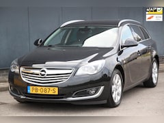 Opel Insignia Sports Tourer - 1.6 T Cosmo Xenon/Navigatie/Parkeersensor v, a/Stoelverwarming