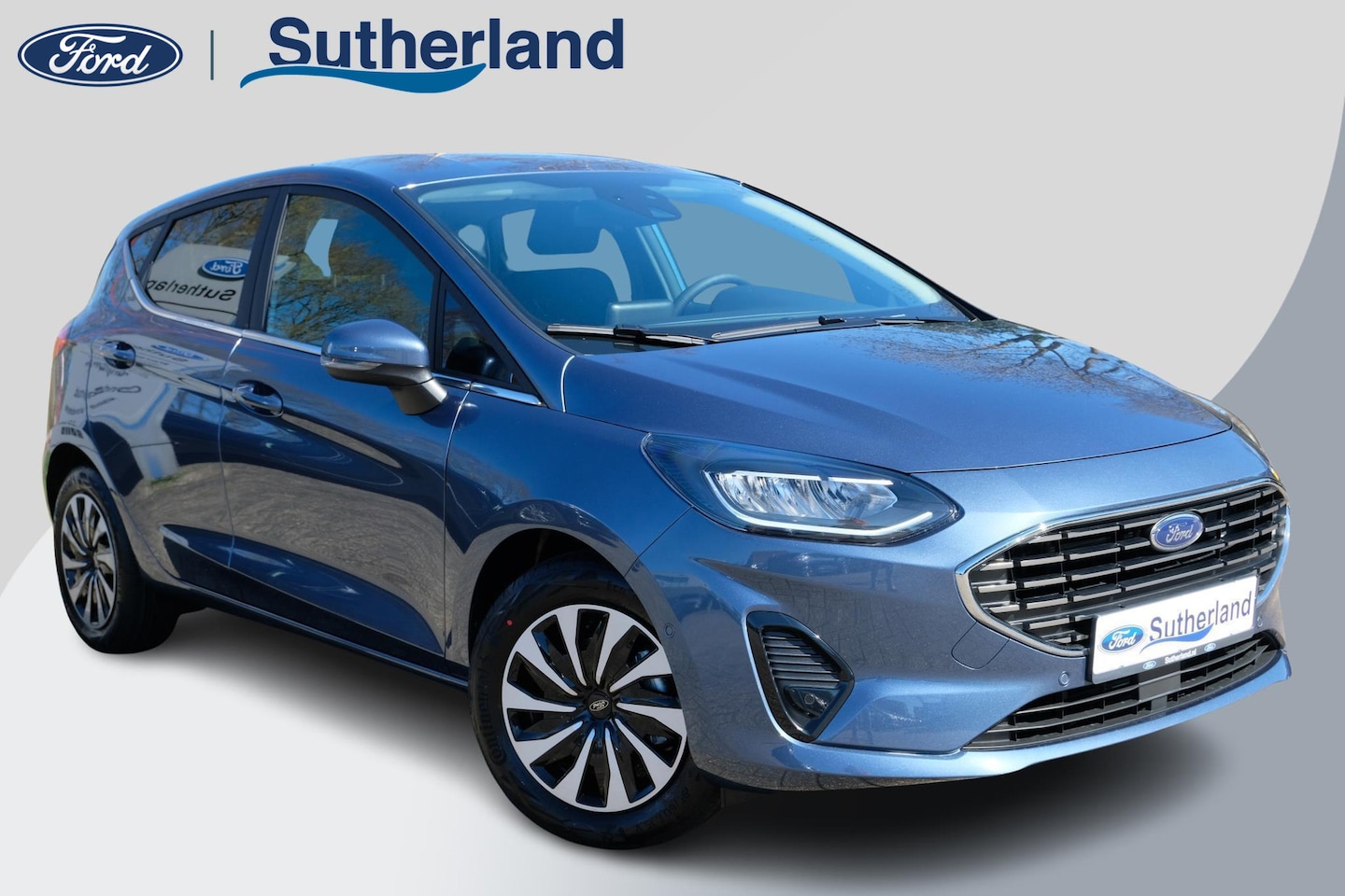 Ford Fiesta - 1.0 EcoBoost Hybrid Titanium 125pk VOORRAAD | Incl. all season banden! | Chrome Blue | Dri - AutoWereld.nl