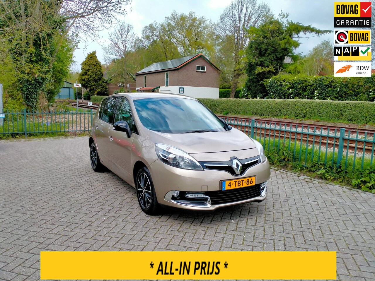 Renault Scénic - 1.2 TCe Bose cruise pdc navi trekhaak RIJKLAAR - AutoWereld.nl