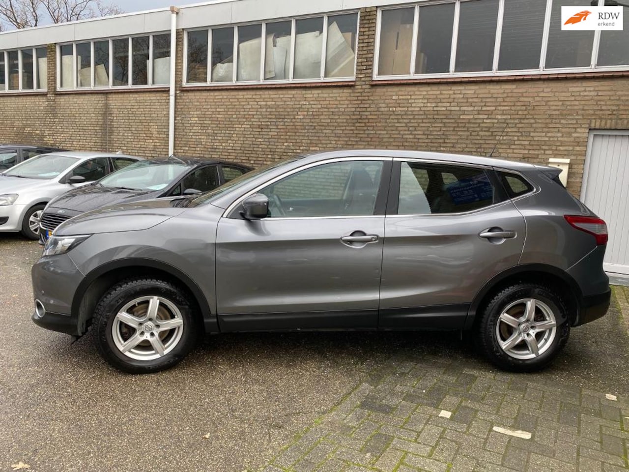 Nissan Qashqai - 1.2 Acenta AUTOMAAT - AutoWereld.nl