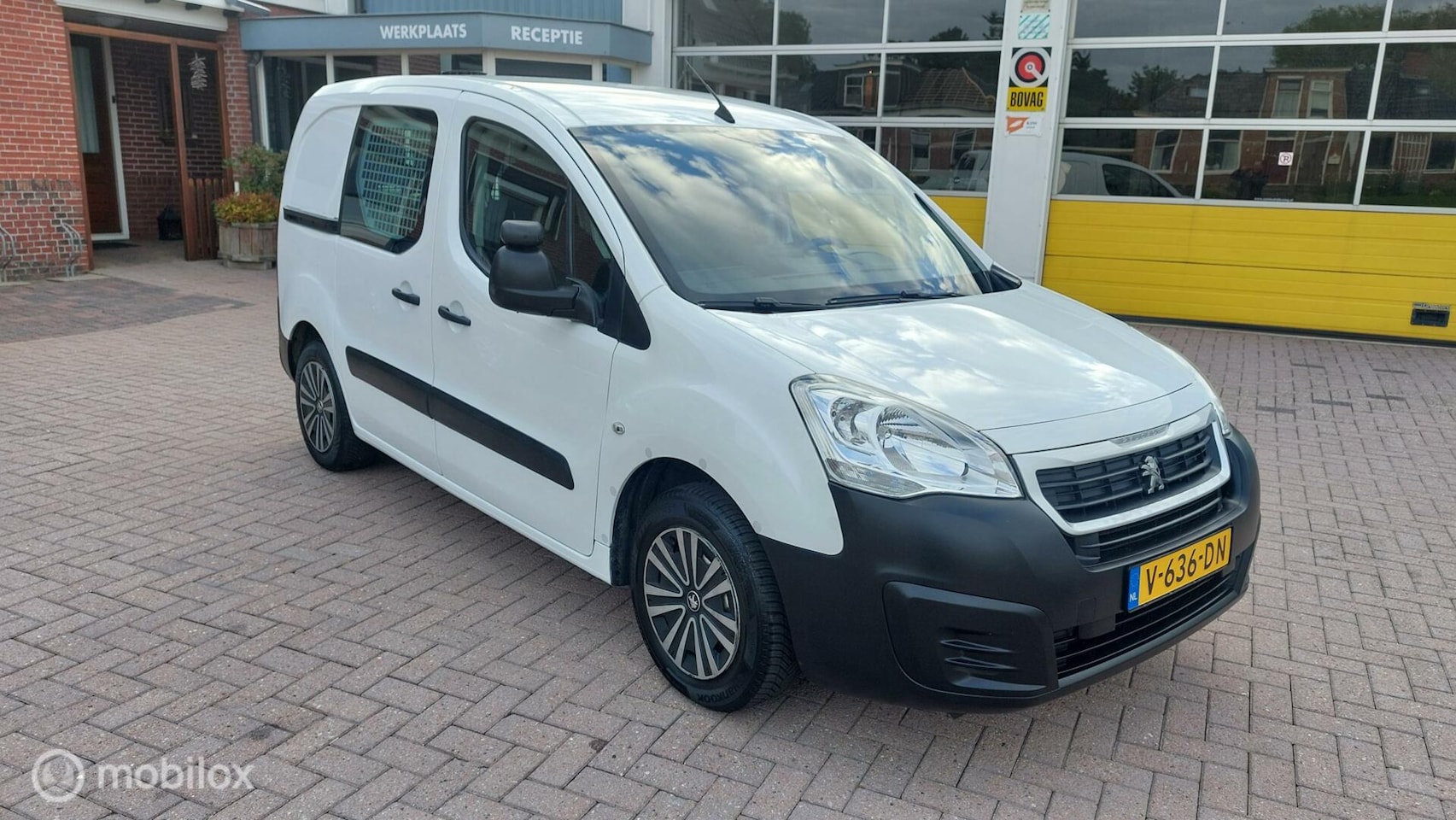 Peugeot Partner - bestel 120 1.6 BlueHDi 100 L1 Premium Marge auto !! ex kadaster - AutoWereld.nl