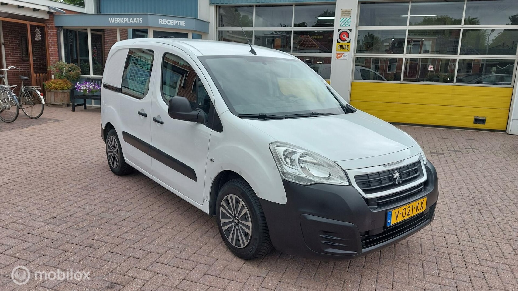 Peugeot Partner - bestel 120 1.6 BlueHDi 100 L1 Premium Marge auto !! ex kadaster - AutoWereld.nl