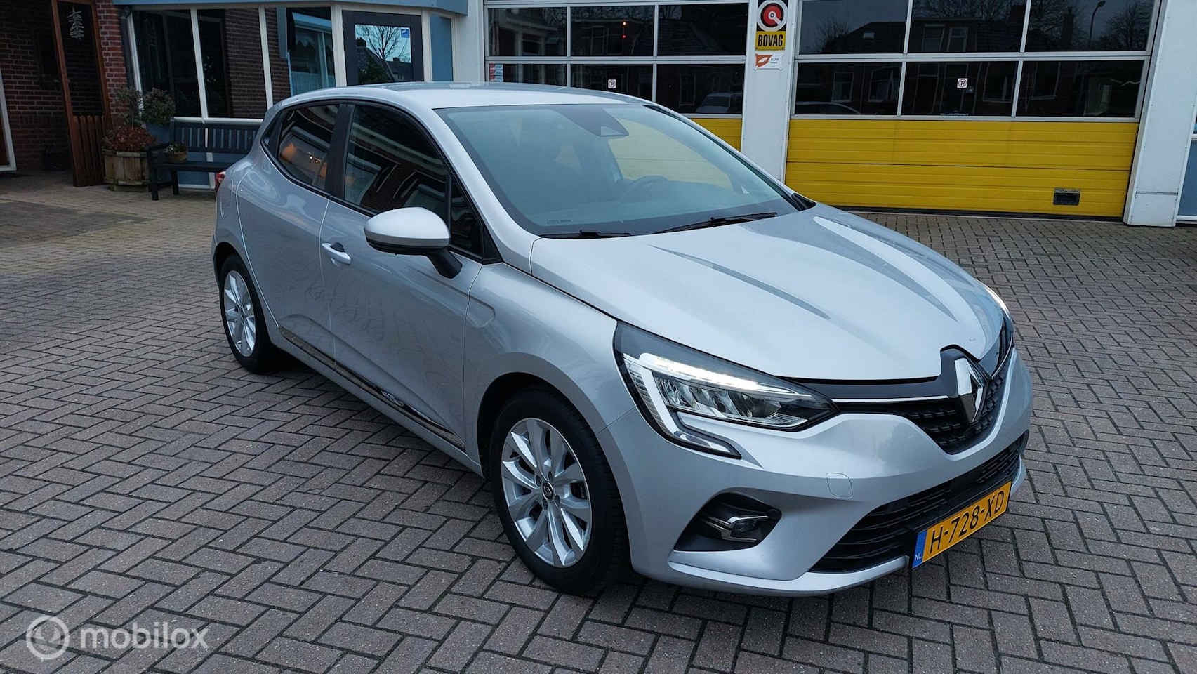 Renault Clio - 1.0 TCe Bi-Fuel Intens 1.0 TCe Bi-Fuel Intens - AutoWereld.nl