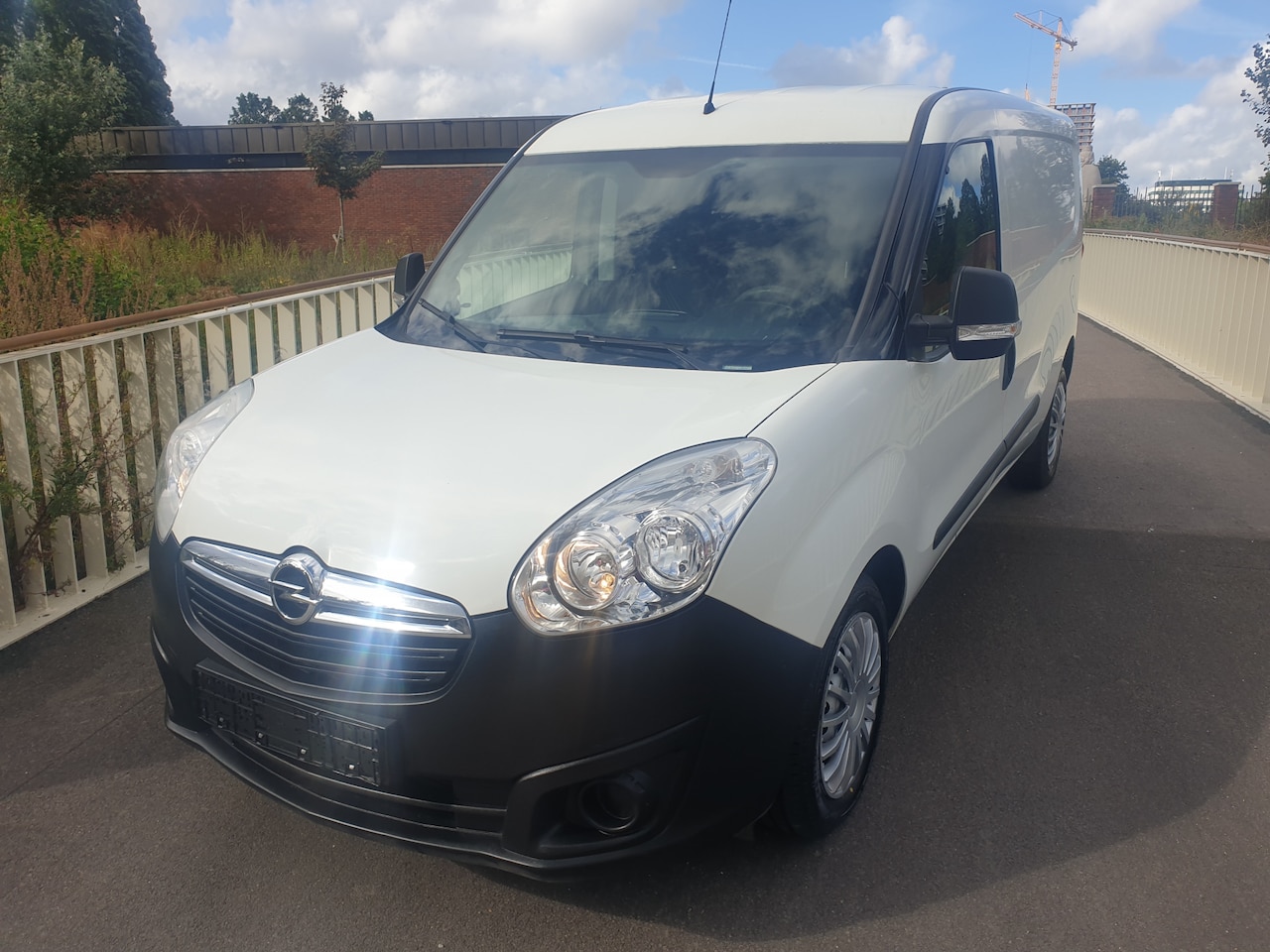 Opel Combo - 1.3 CDTi L2H1 Edition 1.3 CDTi L2H1 Edition . - AutoWereld.nl