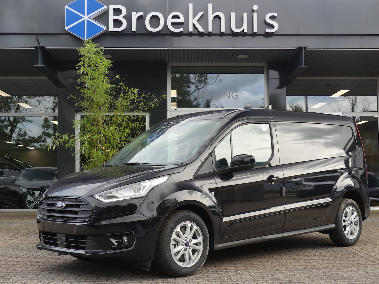 Ford Transit Connect - 1.5 100 pk EcoBlue L2 Limited | Navigation Pack | Bi-Xenon koplampen | Verwarmbare voorsto - AutoWereld.nl