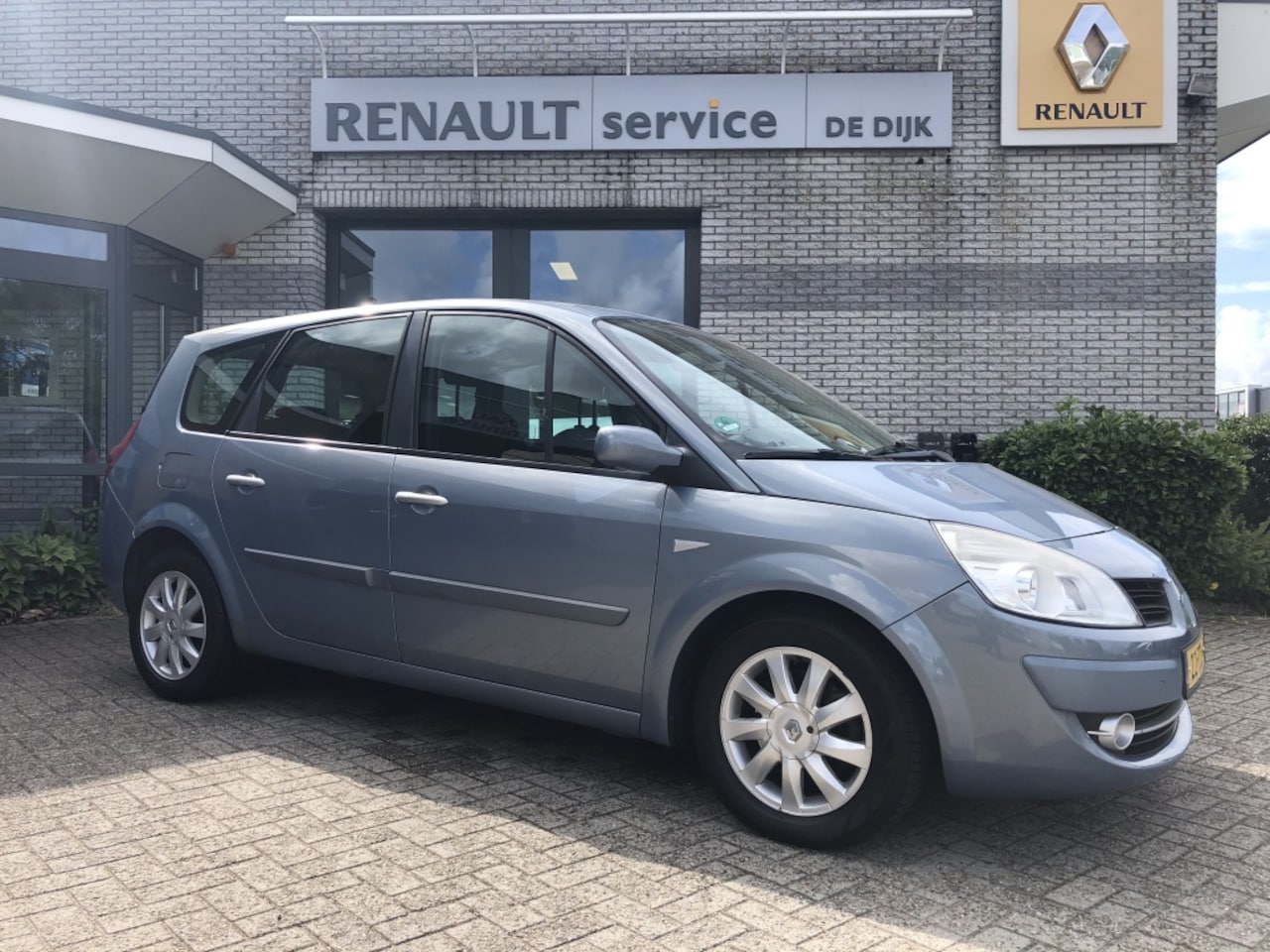 Renault Grand Scénic - 2.0-16V Tech Line 2.0-16V Tech Line - AutoWereld.nl