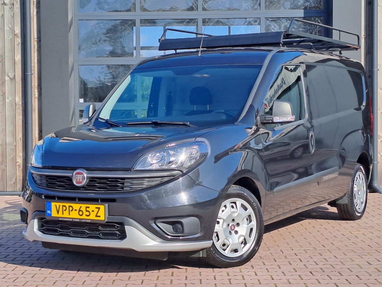 Fiat Doblò Cargo - 1.6 MJ L2H1 S Trekking | Airco | Cruise | App-connect | Trekhaak | Imperiaal | - AutoWereld.nl