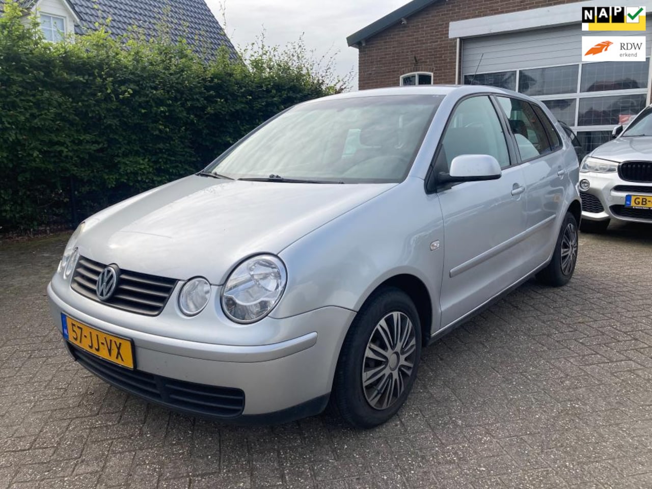 Volkswagen Polo - 1.4-16V Highline Automaat Bj 2002 APK TOT 07-2025, Veel opties. inruil is mogelijk - AutoWereld.nl