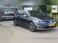 Volkswagen Golf - 1.4 TSI GTE