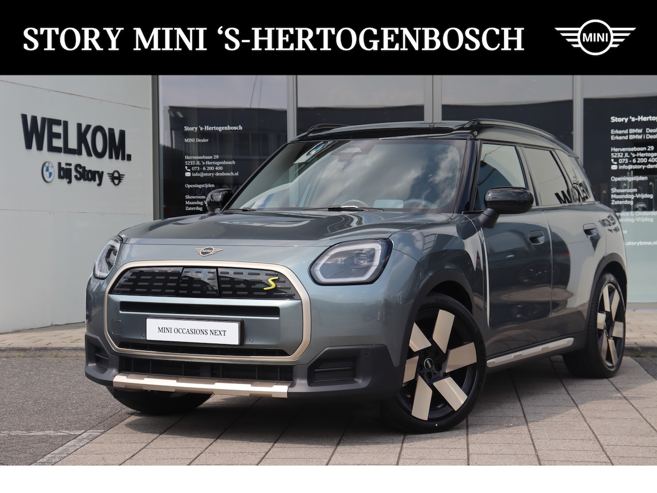 MINI Countryman - SE ALL4 / Favoured / Pakket M / 20" Windmill Spoke 2-tone - AutoWereld.nl